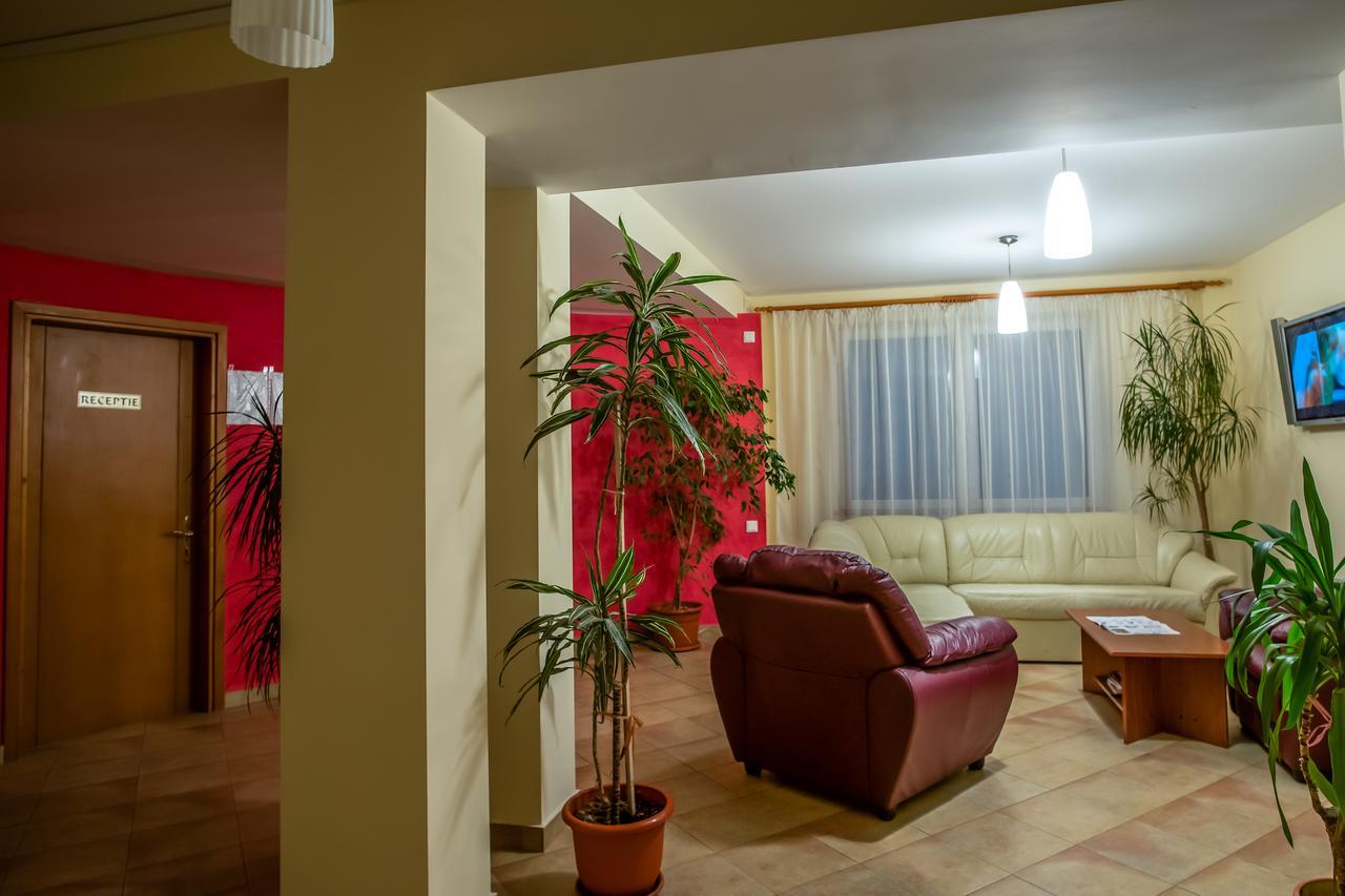 Hotel Maria Rădăuţi Zewnętrze zdjęcie