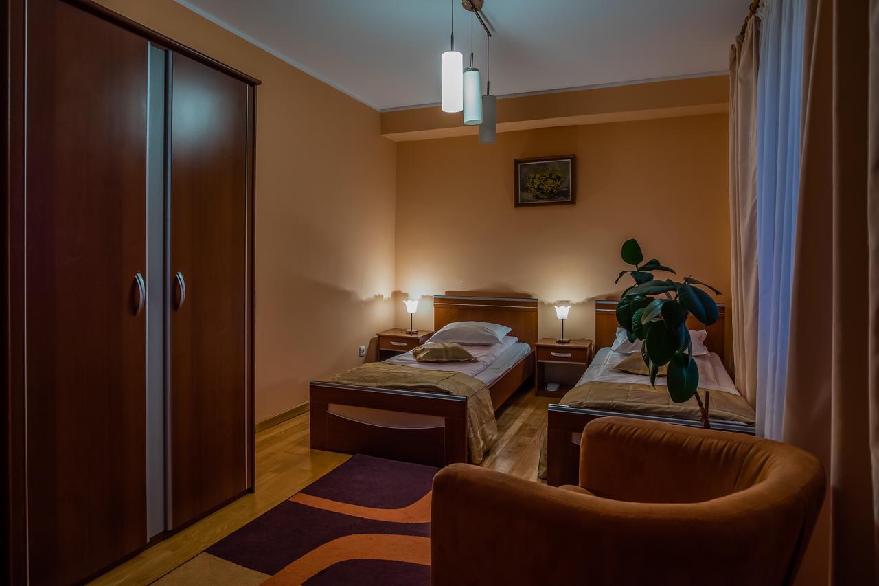 Hotel Maria Rădăuţi Zewnętrze zdjęcie